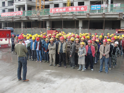 天工公司土建十一部強力攻堅保信訪穩定