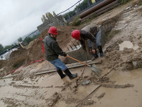澄合分公司建設者中秋節前的“感人瞬間”