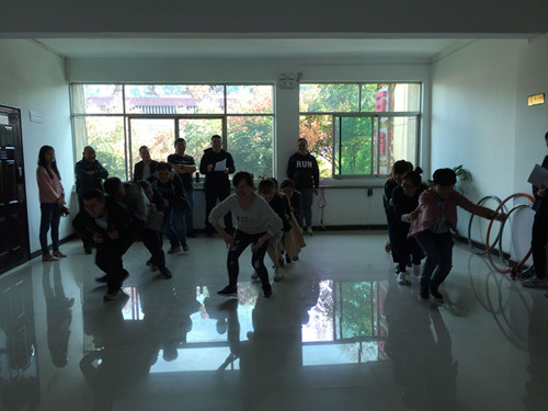 炫動彩繩 一毽鐘情