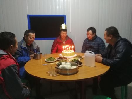 陜煤建設天工公司：別樣的生日如冬日暖陽