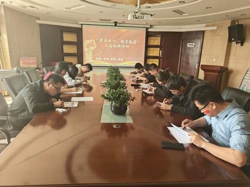 陜煤建設(shè)內(nèi)蒙古分公司組織開展“青春五四,翰墨飄香”主題繪畫活動