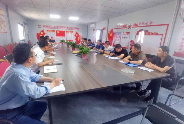 陜煤建設(shè)礦建二公司承建的海融煤礦副立井井筒掘砌工程順利開(kāi)工