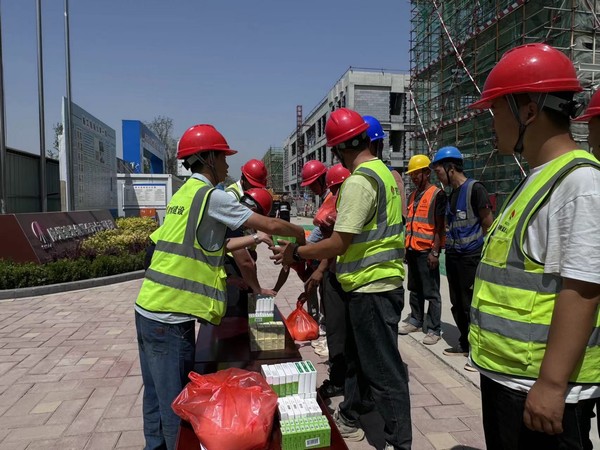 陜煤建設(shè)銅煤公司十五項(xiàng)目部：戰(zhàn)高溫、不服“暑”掀起大干熱潮