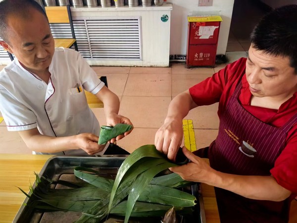 陜煤建設洗選煤運營公司檸條塔運營項目部開展“濃情端午節,‘粽’享好時光”主題活動