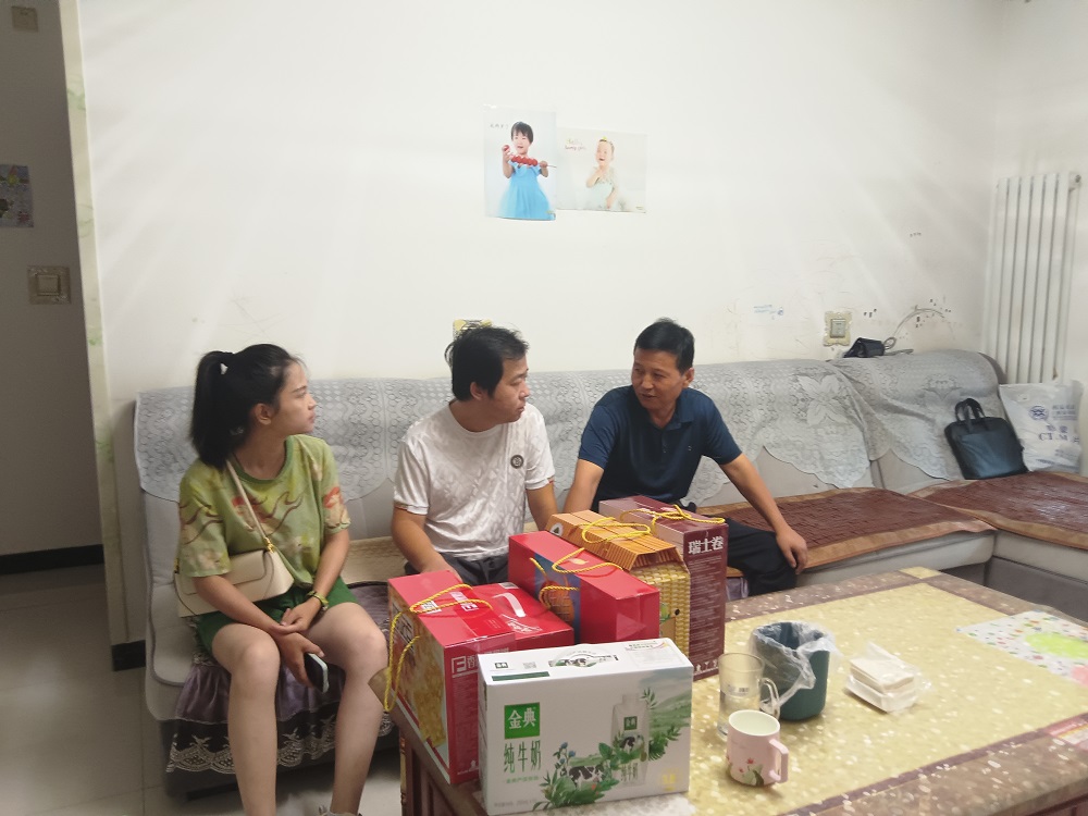 陜煤建設澄合分公司:愛心點燃希望 情暖患病職工