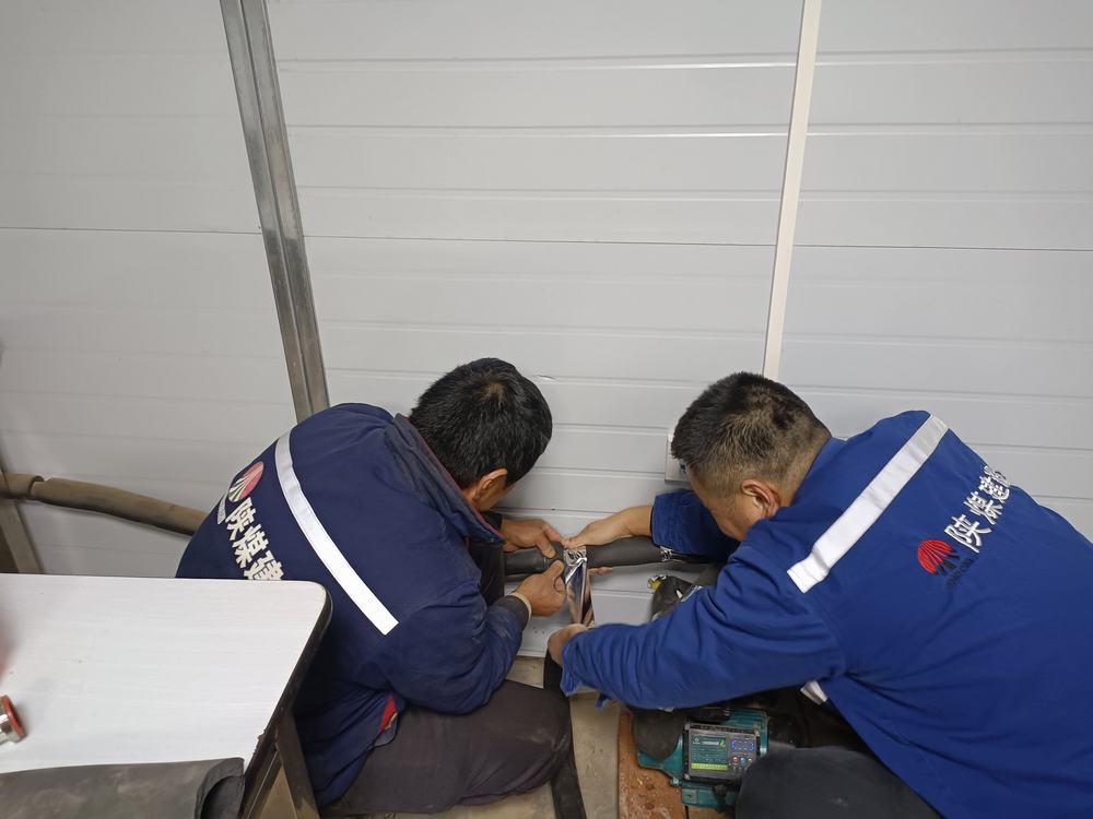 陜煤建設(shè)澄合分公司第三項目部:寒冬送暖 情系職工