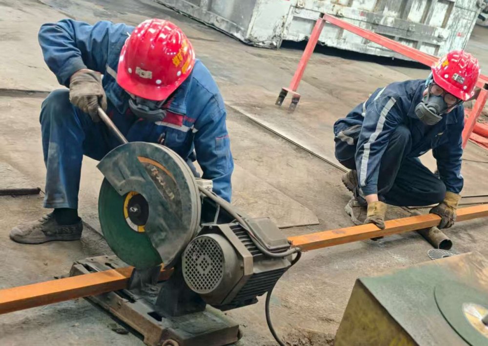 陜煤建設煤礦運營服務分公司:“青”盡全力,一線有我