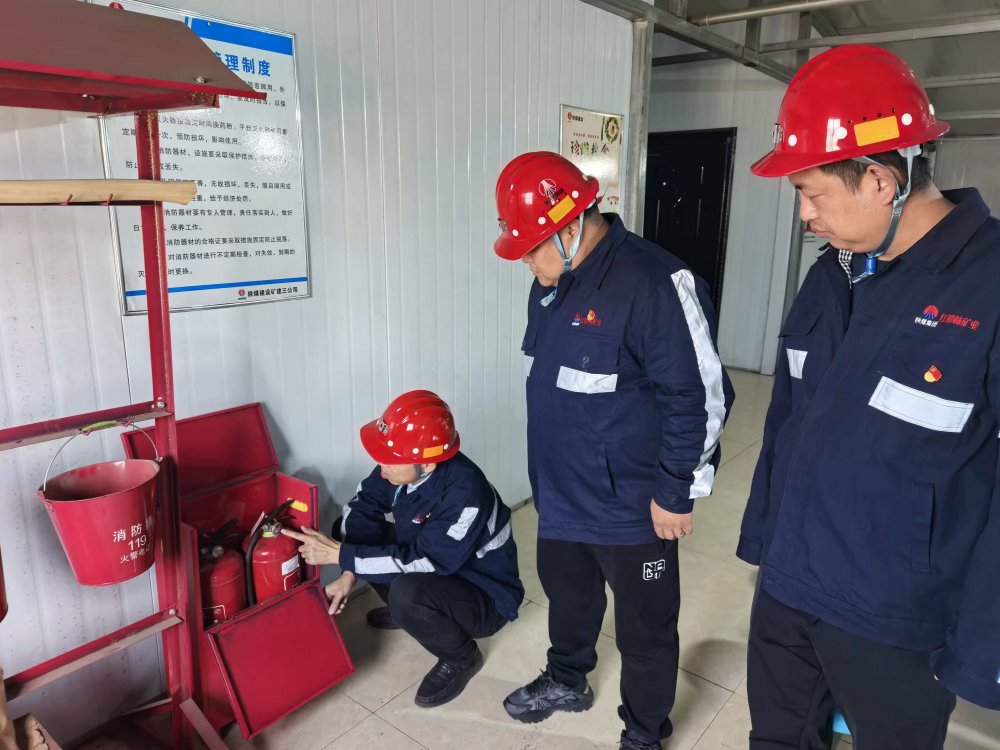 陜煤建設礦建三公司:黨員帶頭激發動能 筑牢安全管理防線