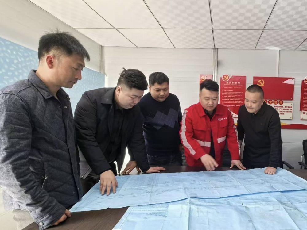 陜煤建設機電安裝公司關中黨支部:黨員先鋒打頭陣 四季度攻堅顯擔當