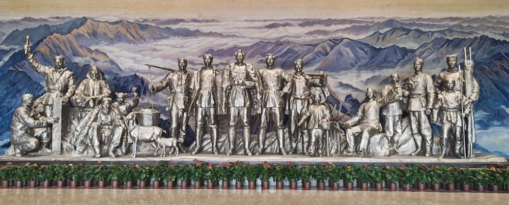 煤礦運營服務分公司:汲取歷史精神 鑄就實干擔當